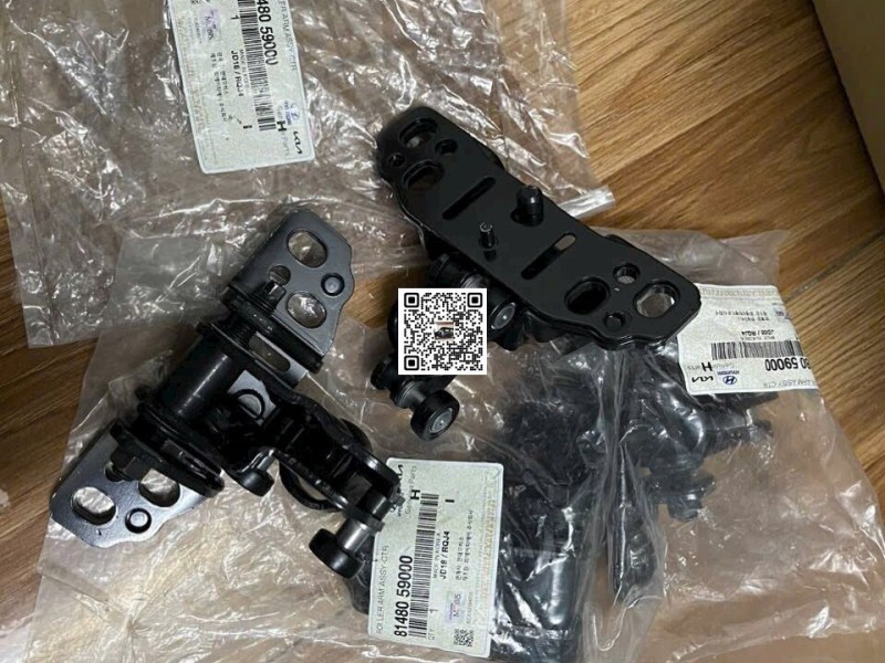 Bi trượt cửa lùa Hyundai Solati chính hãng