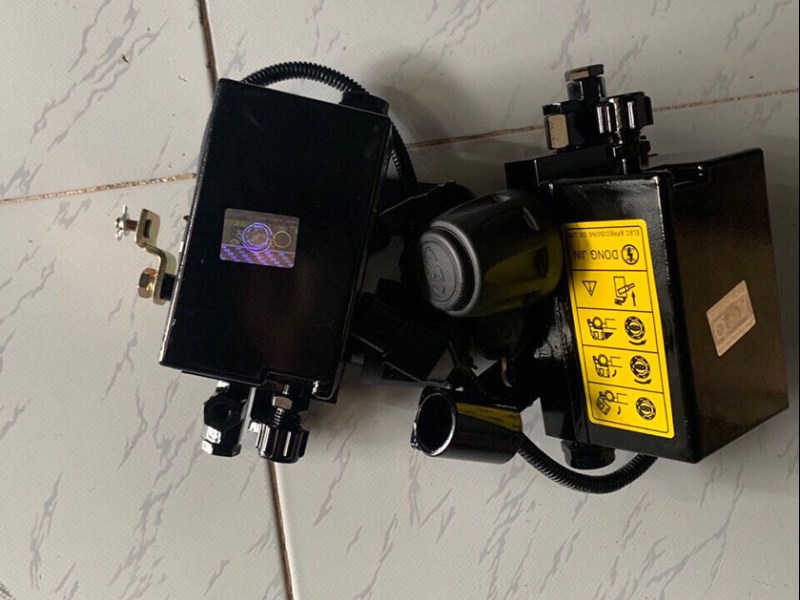 Cụm bơm điện HD1000 mô tơ nâng hạ Cabin HD700 HD270 HD1000