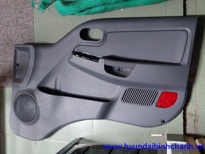 Tapi K200 K250 Tappi cửa KIA K200 K250 Bongo 