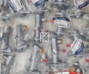 Tổng phanh trên EX8 GTL heo thắng trên EX8 GT chính hãng